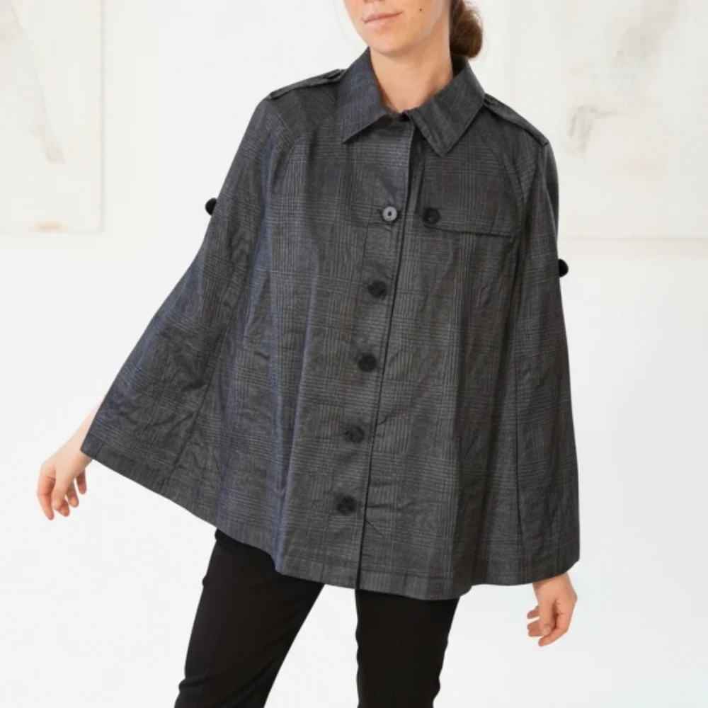 Brooks Brothers Linen Plaid Rain Poncho Women's‎ Medium Button Down Purple